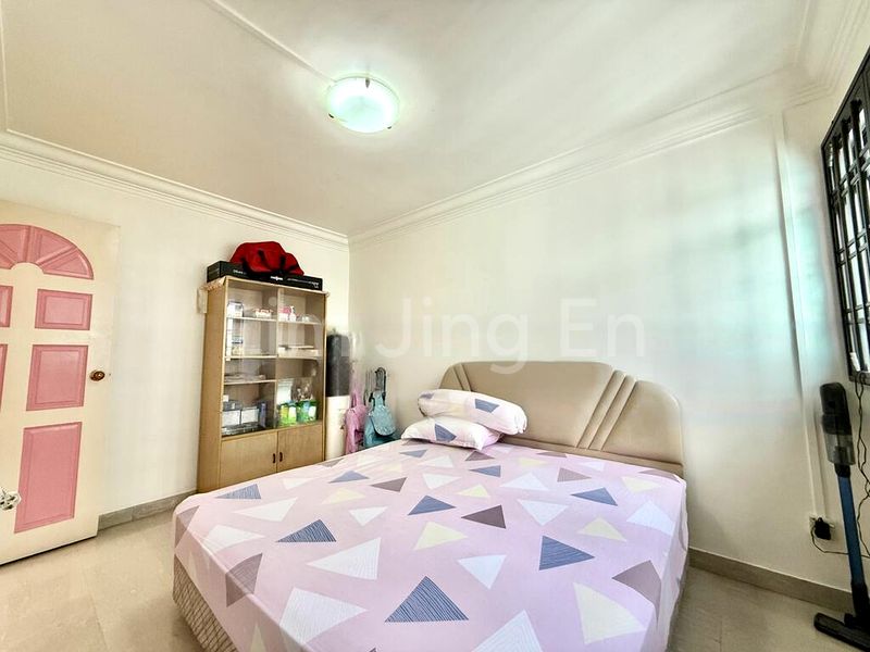 4 Room (4NG) HDB for Sale in  221A Jurong East Street 21 - Image 5